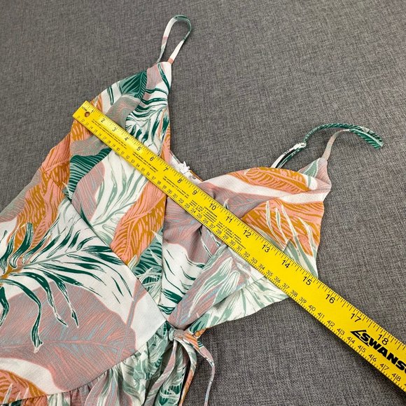 MOD On Trend Floral‎ Wrap Romper  V-Neck Ruffled Trim Spaghetti Straps Medium - Picture 7 of 16